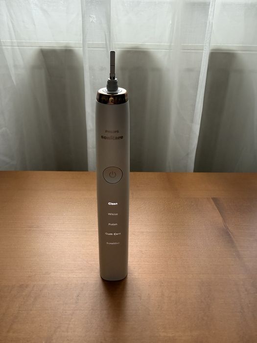 Periuta de dinti Philips Sonicare DiamondClean (HX9330)