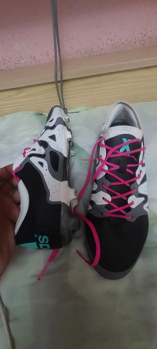 Adidas butsi original 46 razmer