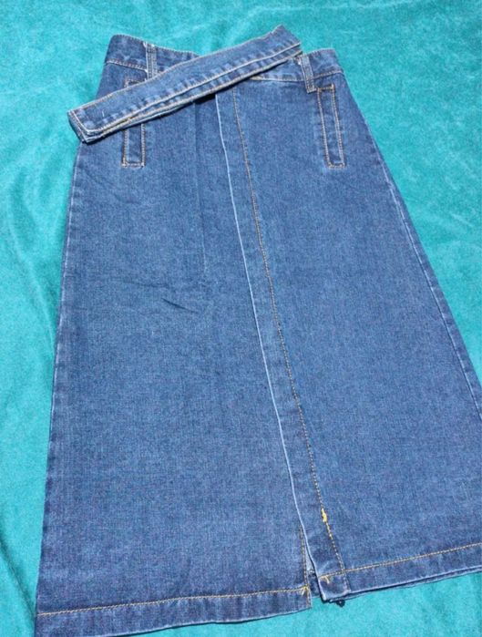 Джинсовая юбка для прекрасных дам на запах