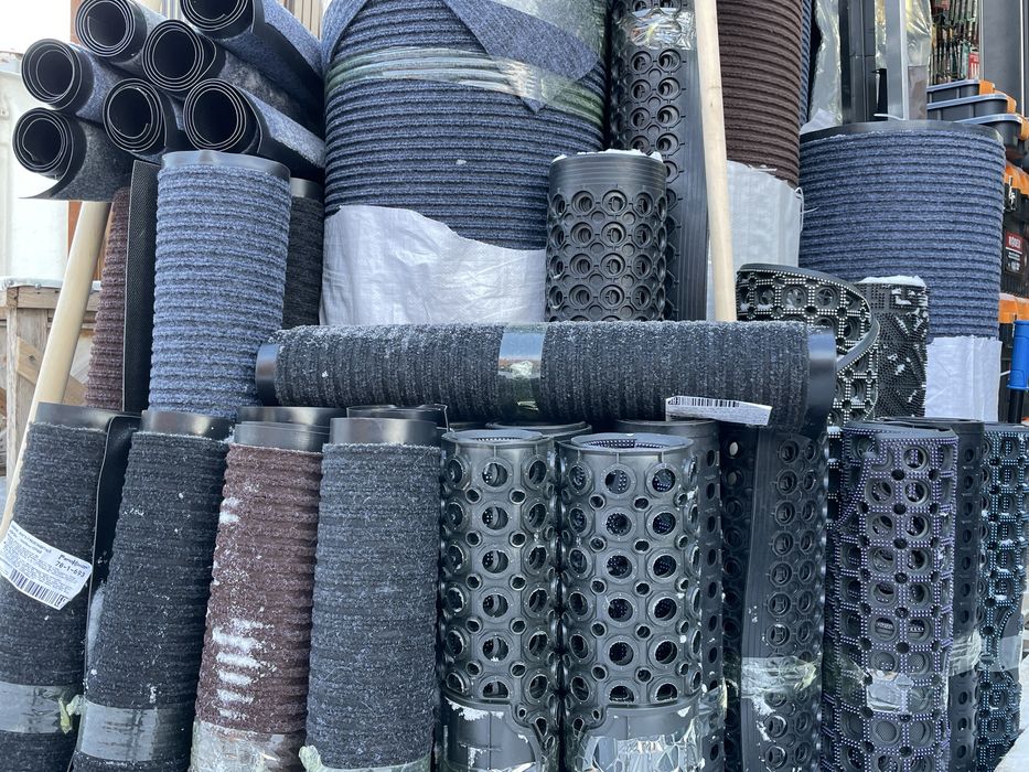 Ковролин, коврик щетинистый