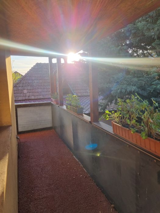 Inchiriez garsoniera