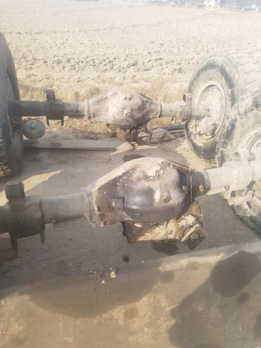 Ural riduktr mosti bilan