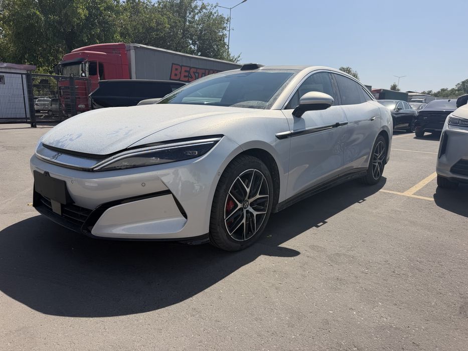 BYD Han L 4 WD Full  nomiga chiqadi