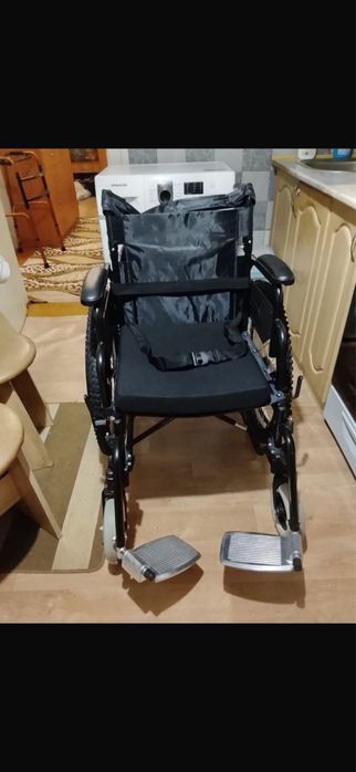 Инвалидная коляска