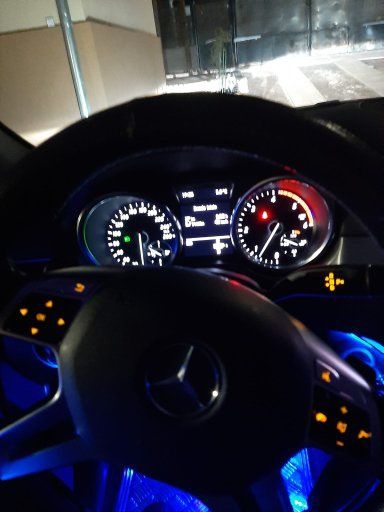 Mercedes  Benz ml350  nu