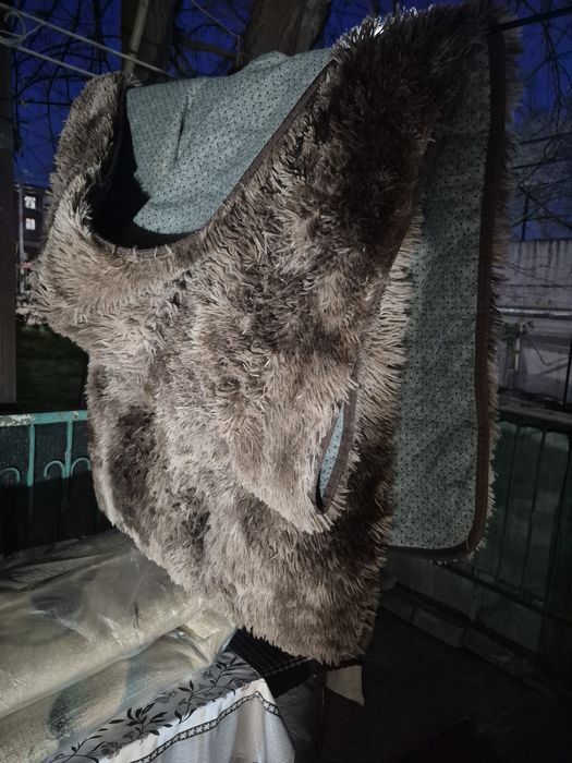 Продам ковер натуральный яркий