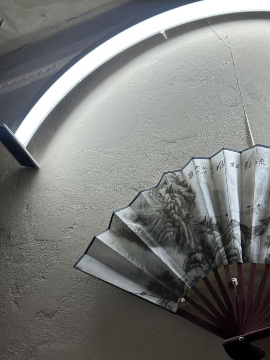 Профессиональная
Бестеневая лампа. Настольная лампа. Светильник