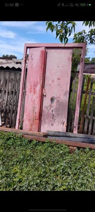 Двери двух стоврорчатые