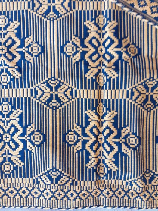 Битово,старинно, 125/70см