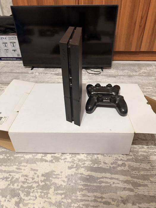 Sony PlayStation 4