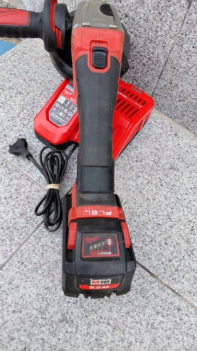 Milwaukee M18 FSAG125X Ъглошлайф