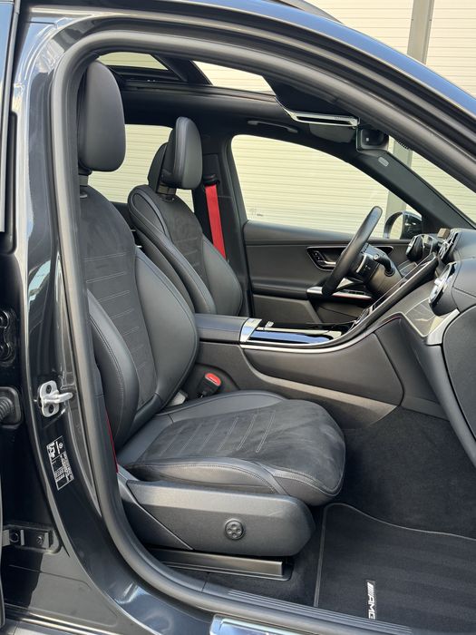 Mercedes-Benz GLC 220d AMG 4Matic 197 Cp - 2024 Panoramic Mbux Digital Light  Accept variante