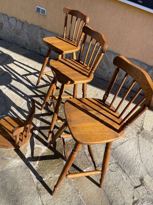 Дървени столове тип щъркел