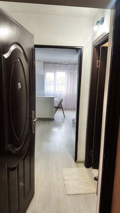 Garsoniera de inchiriat zona Lapus Arges