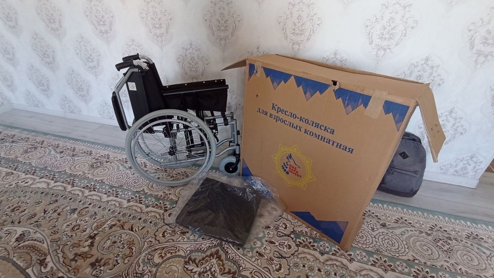 Инвалитны коляска жана