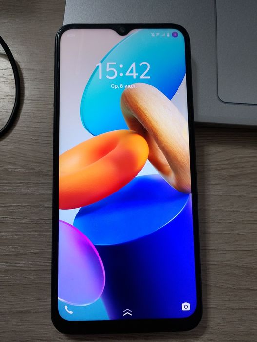 Vivo Y35  смартфон