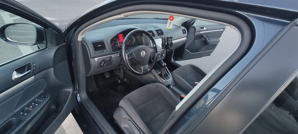 VOLKSWAGEN Golf 2009 — imagine 4