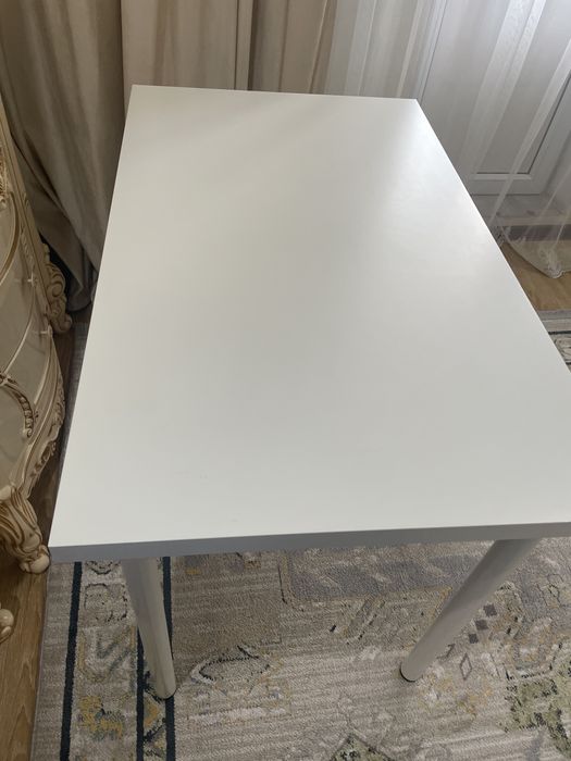 Продам письменный стол и стул