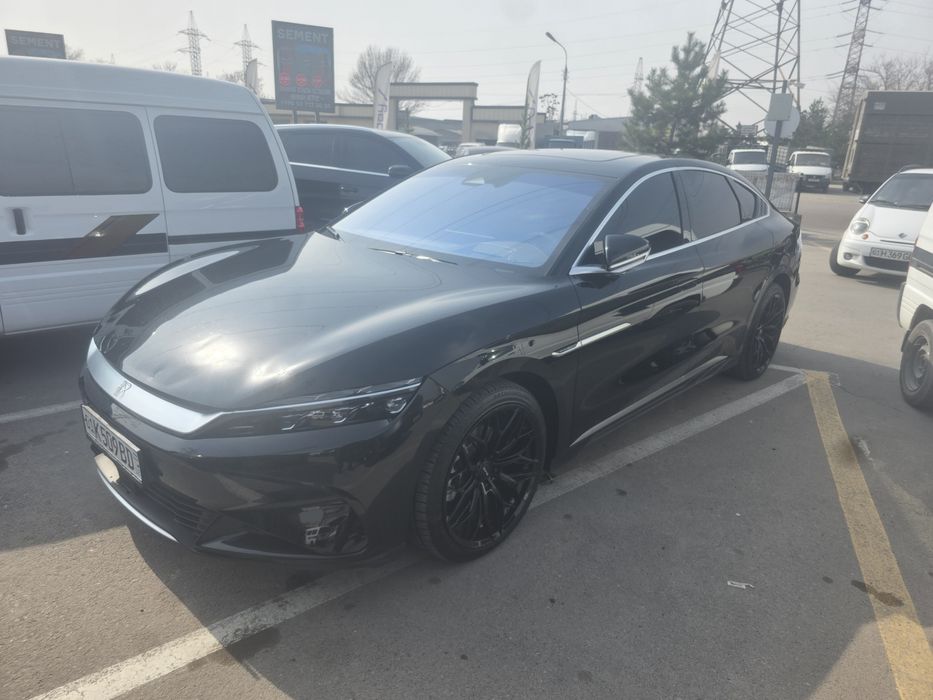 Byd han  605km 1 motor