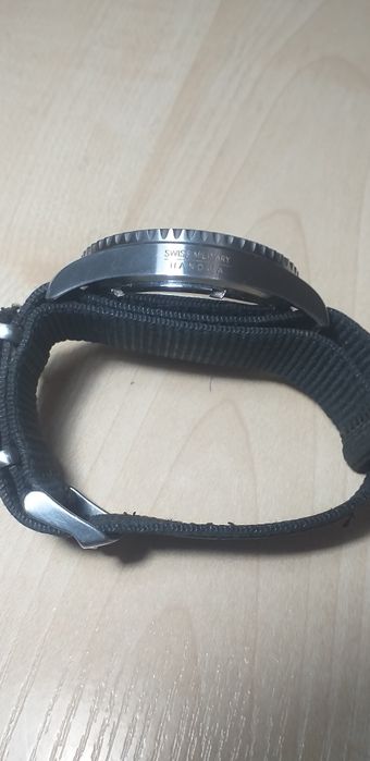 Ручные Швейцарские часы