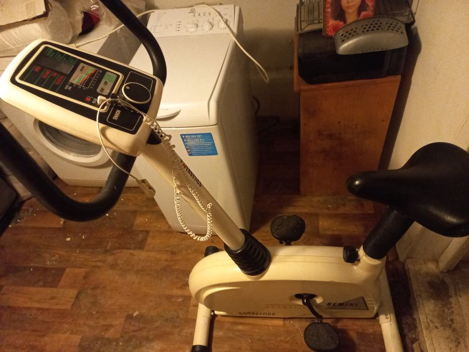 Велоергометър в добро състояние.