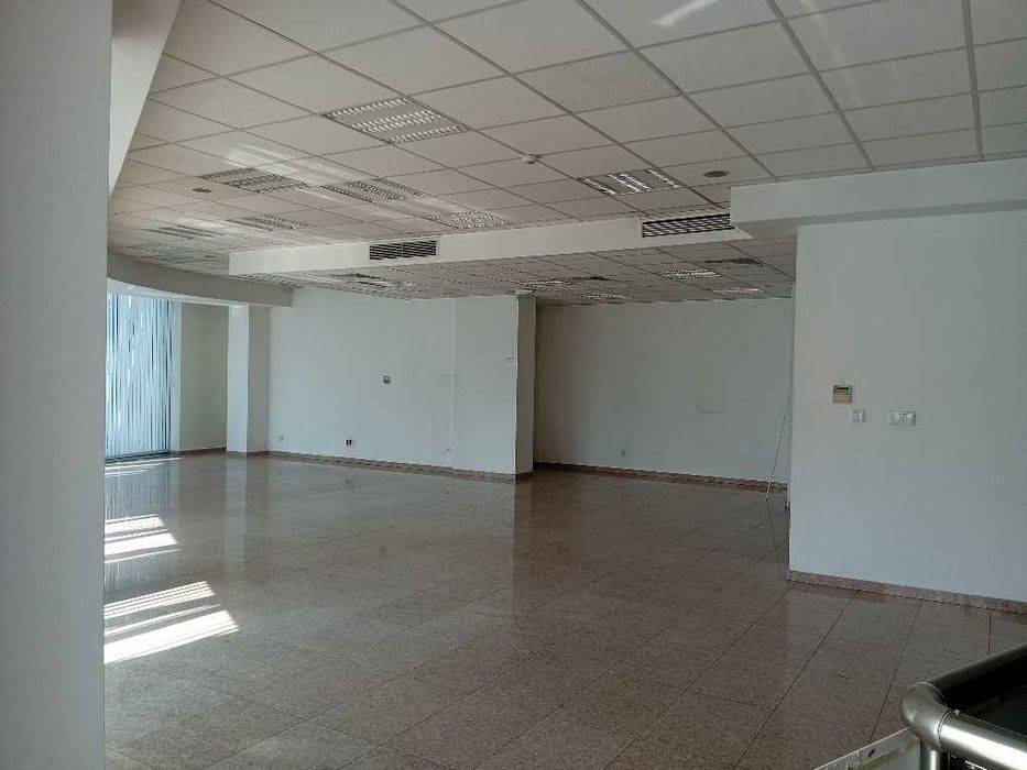 Дава се под наем Магазин в София, Център - 160 кв.м за 2200 € - Снимка #7