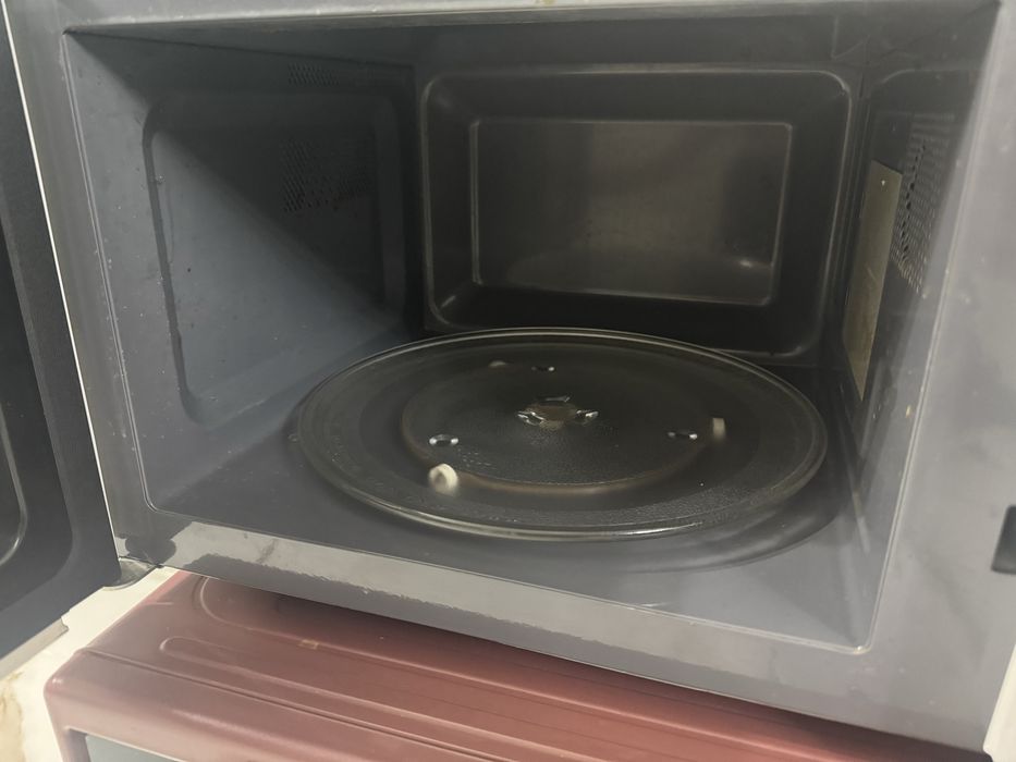 Продам микроволновку Panasonic