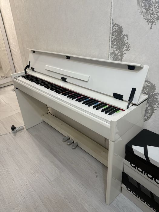 Продам пианино алмата