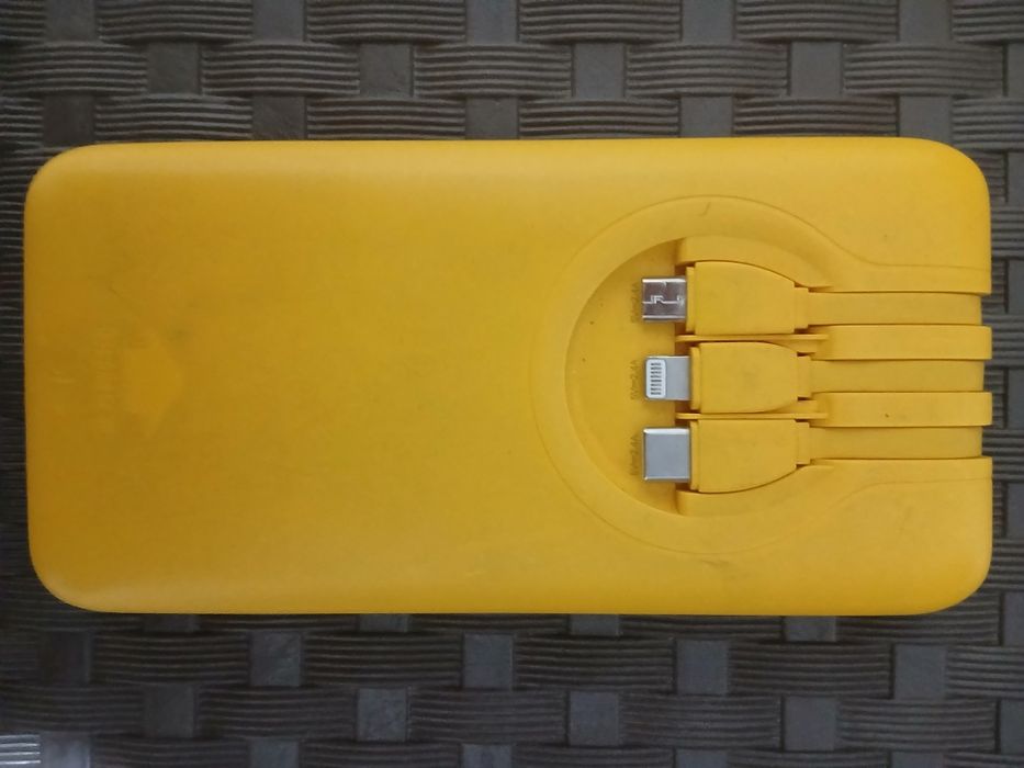 Поуэрбанк бу , 2000тг