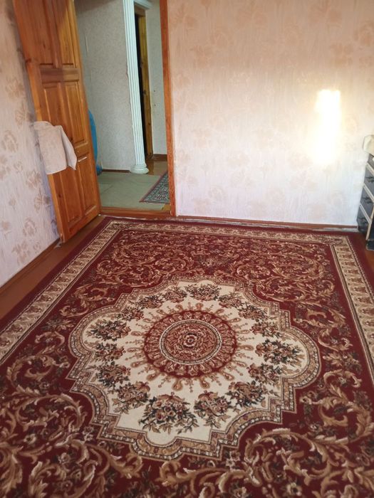 Oqiydigan va ishliydigan o'g'il bolalarni sheriklikga qoyamiz