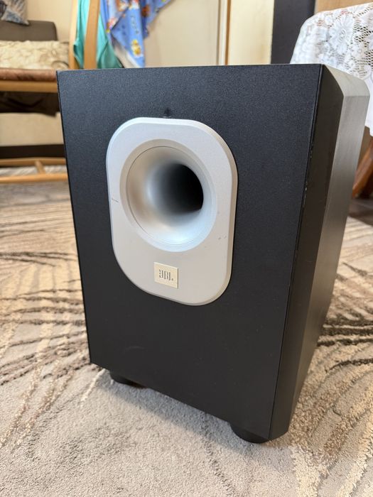 JBL 8” Subwoofer Активен SUB200/230