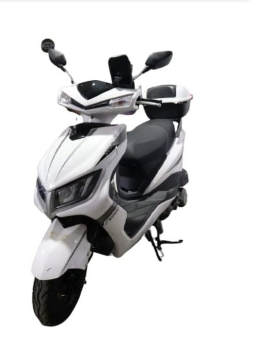 Продаётся Скутер Suuzi М8