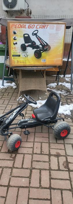 Kart din fier cu pedale