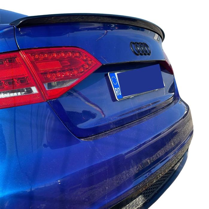 Eleron portbagaj RS4 style compatibil cu Audi A4 B8 negru lucios