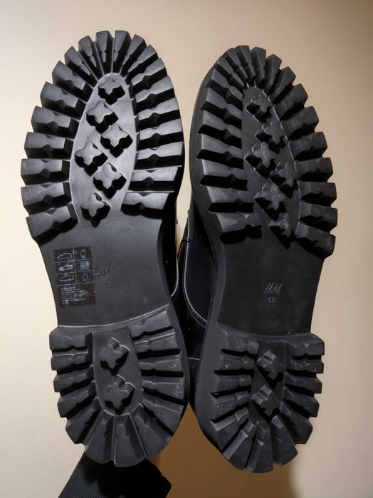 Pantofi H&M noi, mărime 42