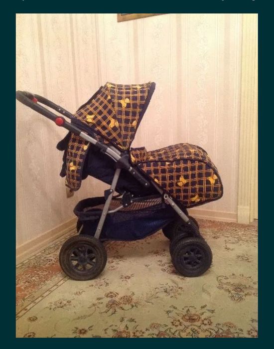 Продам коляску ( чехлы съемные, можно стирать)