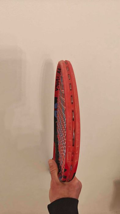 Vând rachetă de tenis Yonex Vcore 95 Shapo L3 2024