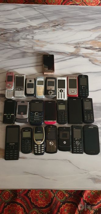 Telefonlar sotiladi