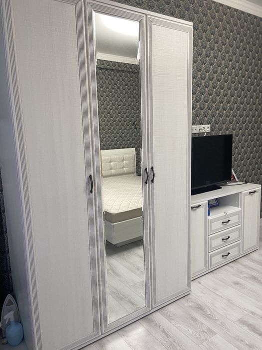 продам спальный гарнитур