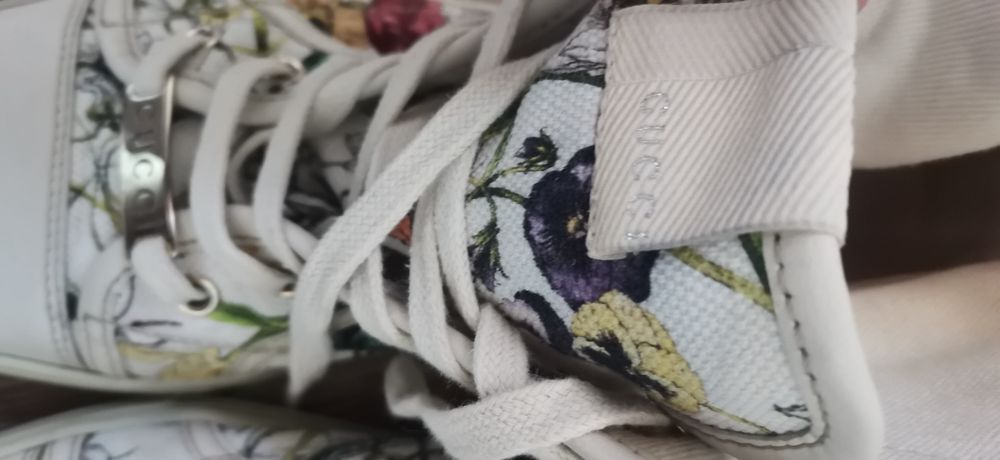 Sneackers  Gucci Flora originali