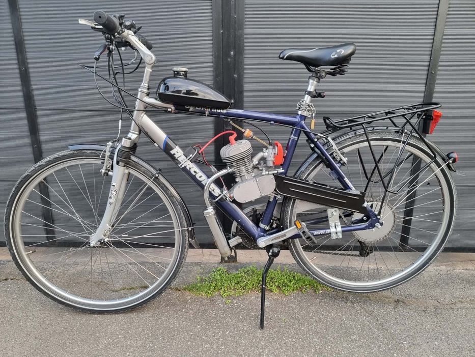 Bicicleta cu motor nou