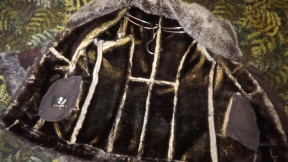 Продам женскую дубленку