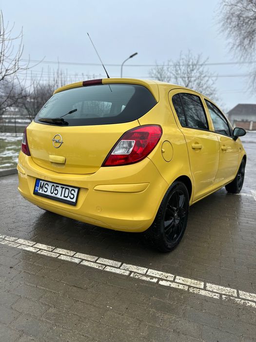 Opel Corsa D, 2008, 1.0 benzina, 4 uși, 160.000 km