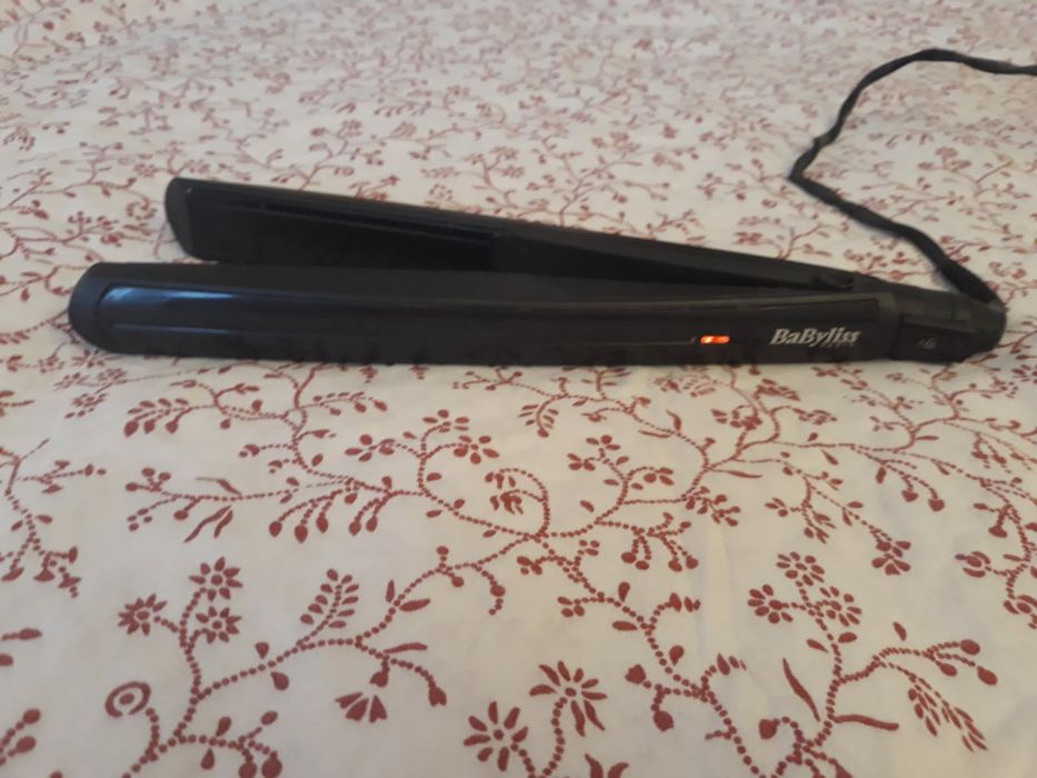 Placa de îndreptat parul