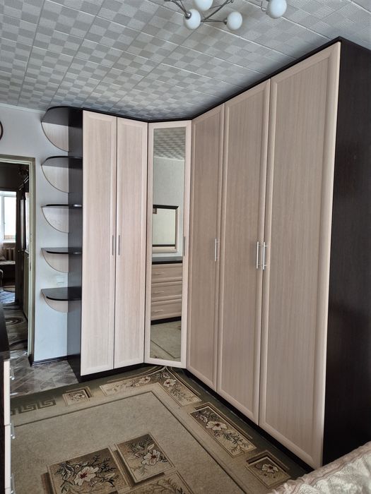 Продам спальный гарнитур