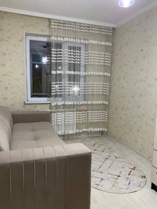 продается 4-х комн квартира