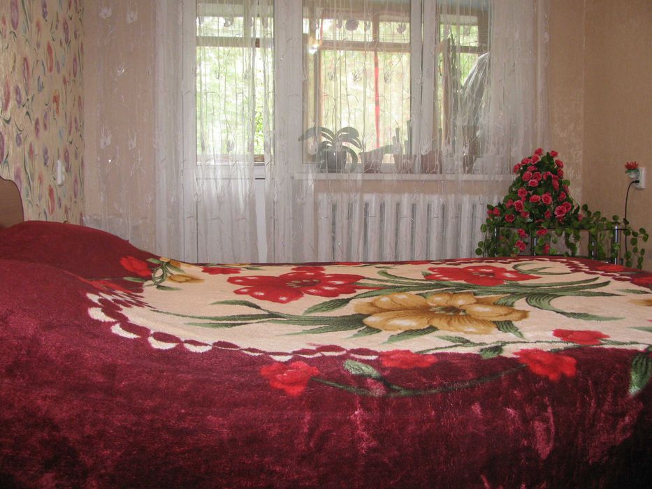 Сдам 1 комн. кв.25 маг,КЖБИ.