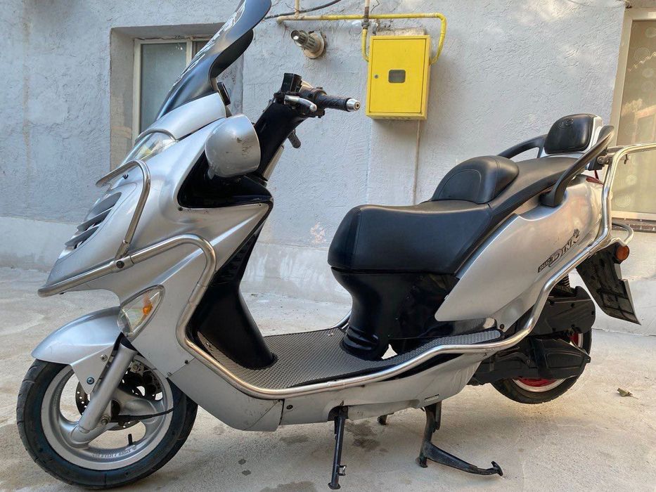 Мопед     скутер