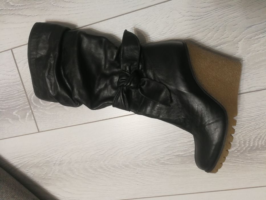 Vând cizme damă din piele naturala