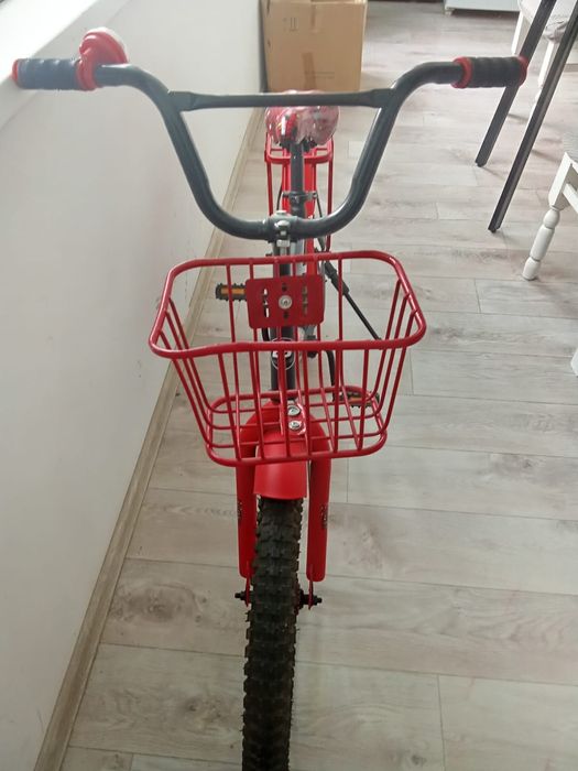 Продается детскии велосипед.